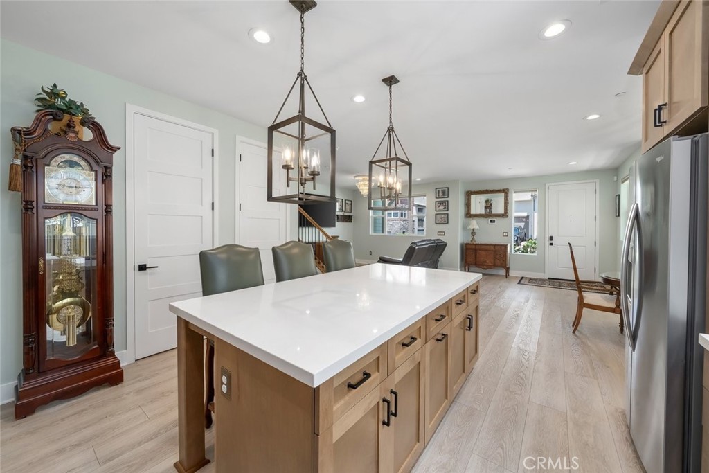 1225 Sponza Dr #1, San Luis Obispo, CA 93401