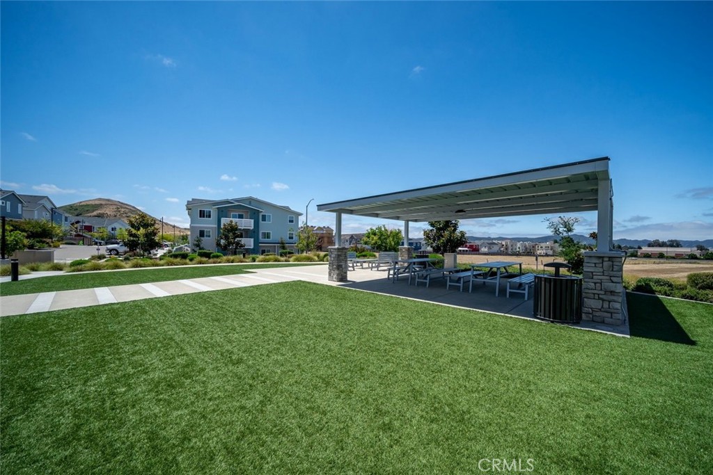 1225 Sponza Dr #1, San Luis Obispo, CA 93401