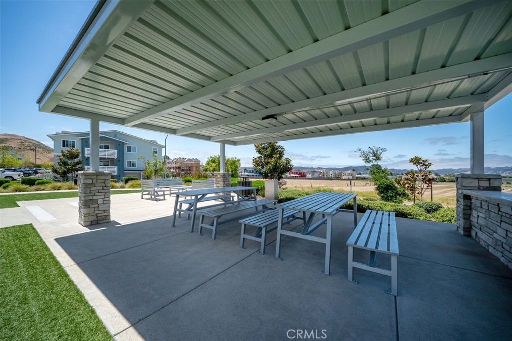 1225 Sponza Dr #1, San Luis Obispo, CA 93401