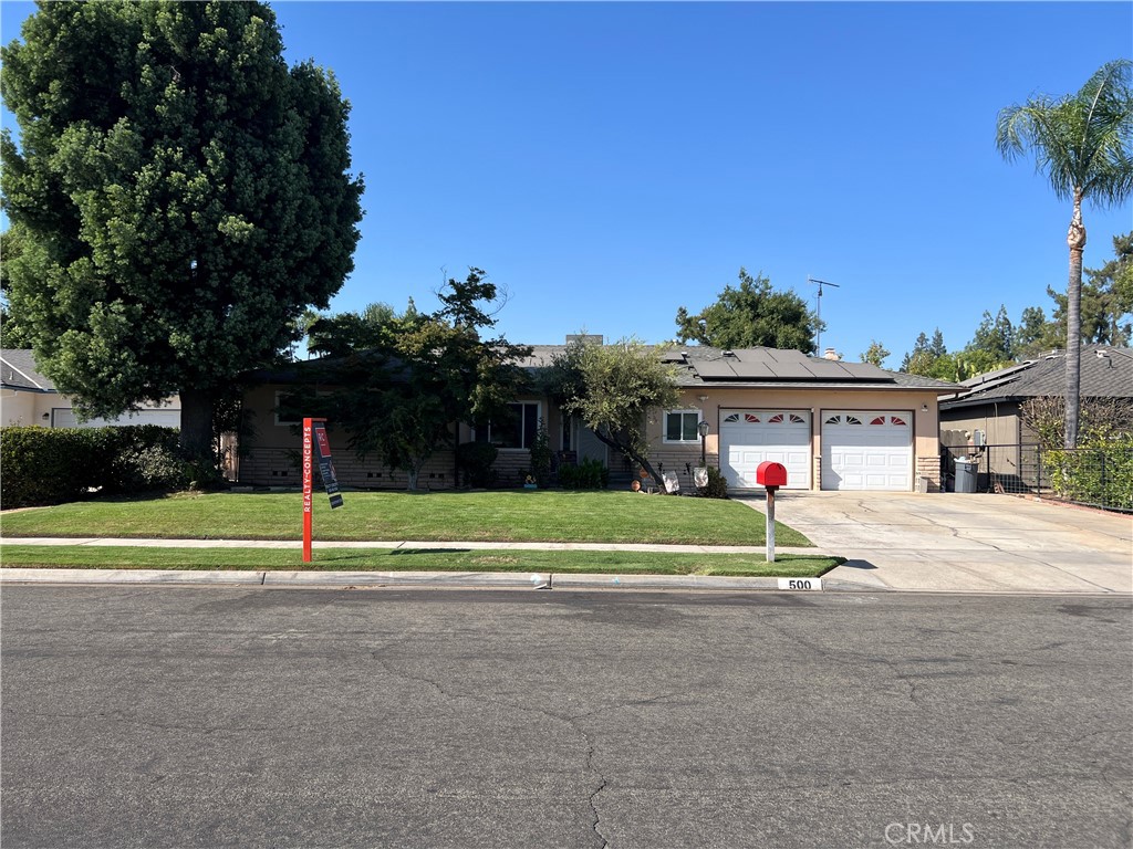 500 W Sample Ave, Fresno, CA 93704