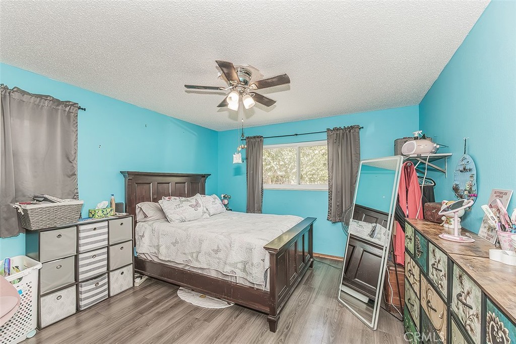 500 W Sample Ave, Fresno, CA 93704