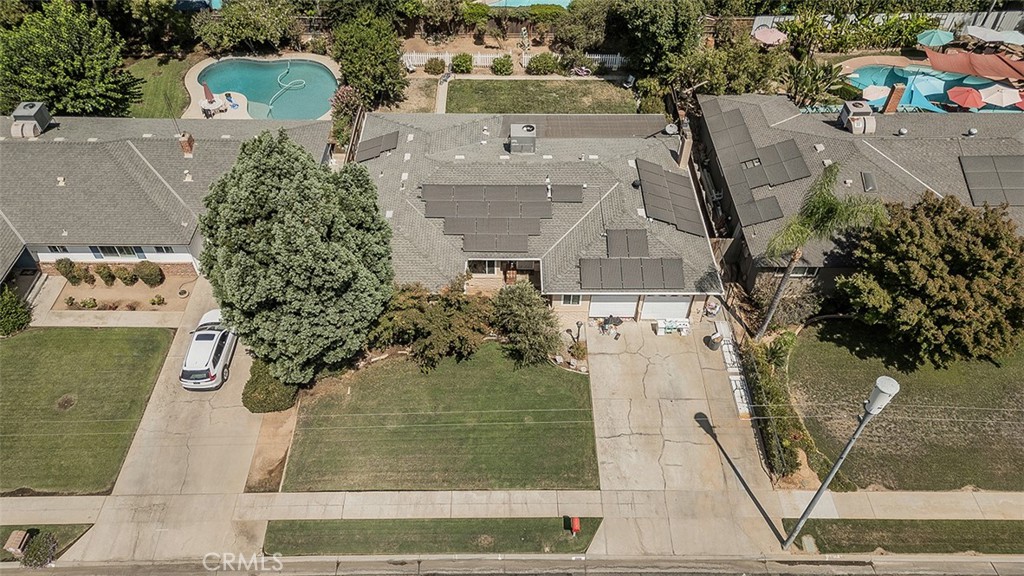 500 W Sample Ave, Fresno, CA 93704