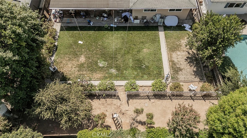 500 W Sample Ave, Fresno, CA 93704
