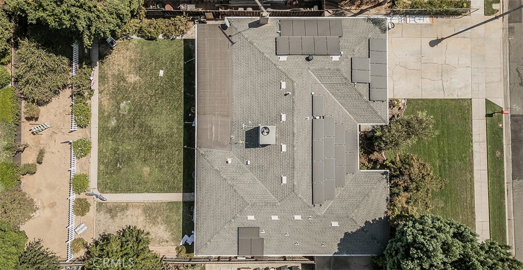 500 W Sample Ave, Fresno, CA 93704