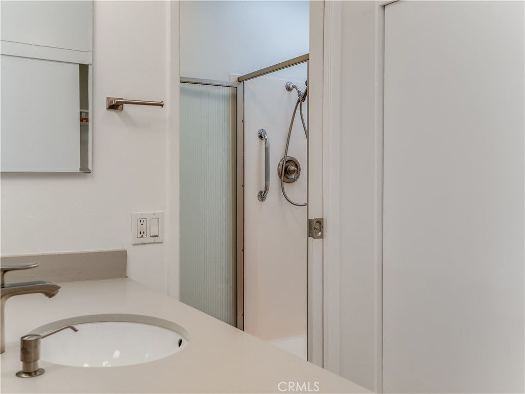 21 Vista Ln, San Luis Obispo, CA 93401