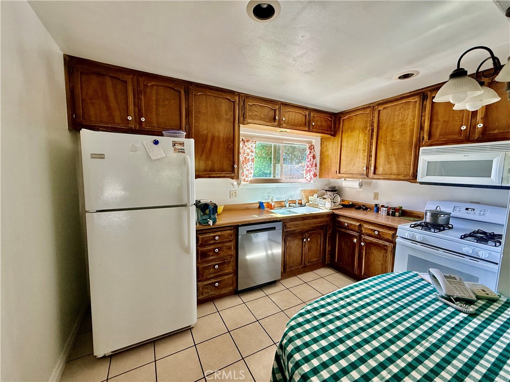 16550 Walnut, Atascadero, CA 93422