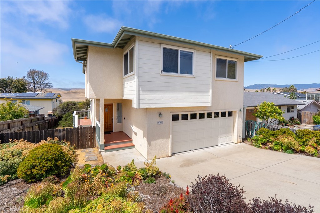 929 Marina, Morro Bay, CA 93442