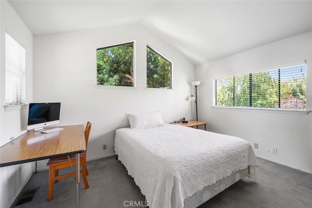 3227 Via Ensenada, San Luis Obispo, CA 93401