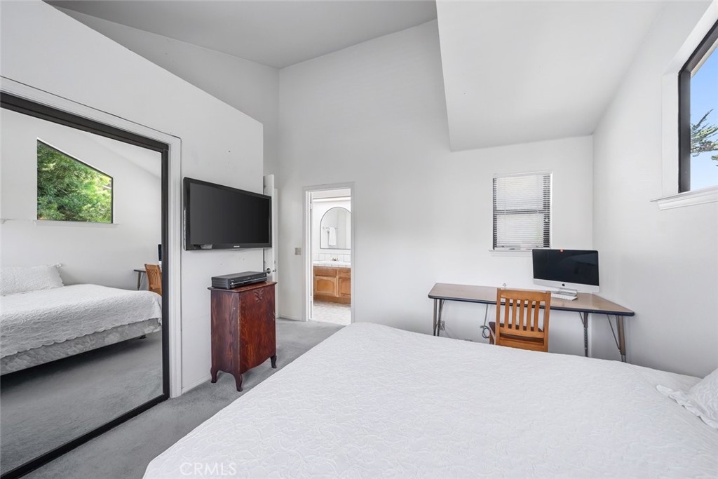 3227 Via Ensenada, San Luis Obispo, CA 93401