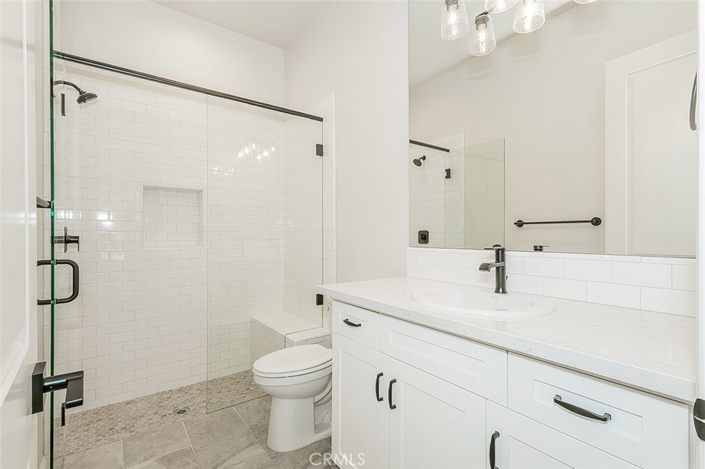 11609 N Sandy Par, Fresno, CA 93730