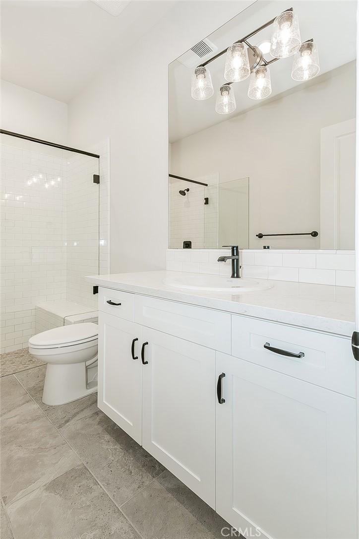 11609 N Sandy Par, Fresno, CA 93730