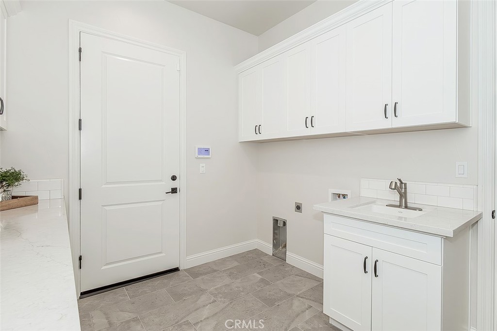 11609 N Sandy Par, Fresno, CA 93730
