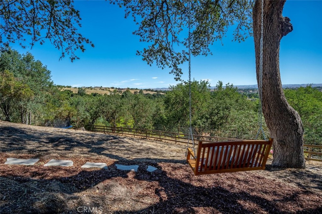 34 Terrace Hill Dr, Paso Robles, CA 93446