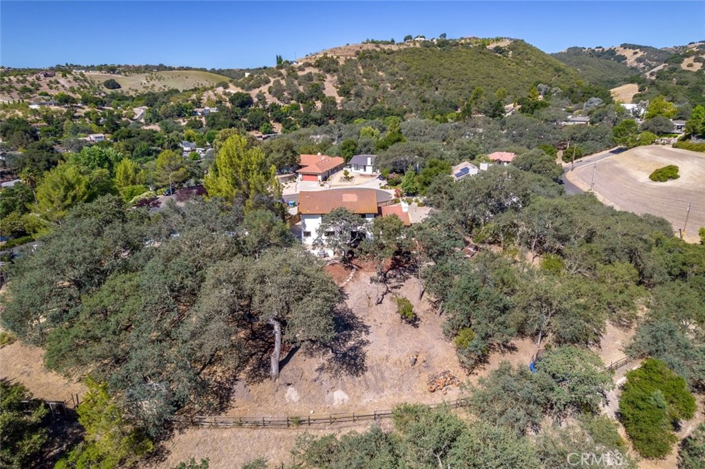 34 Terrace Hill Dr, Paso Robles, CA 93446