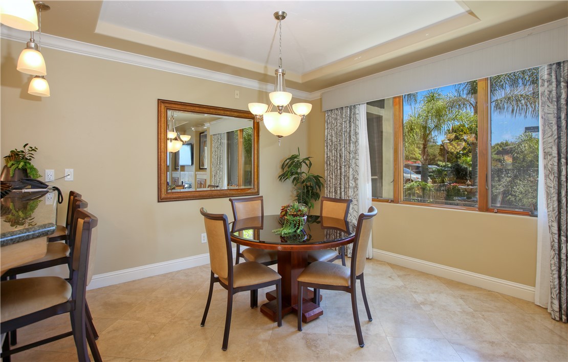 2727 Shell Beach Rd, Pismo Beach, CA 93449