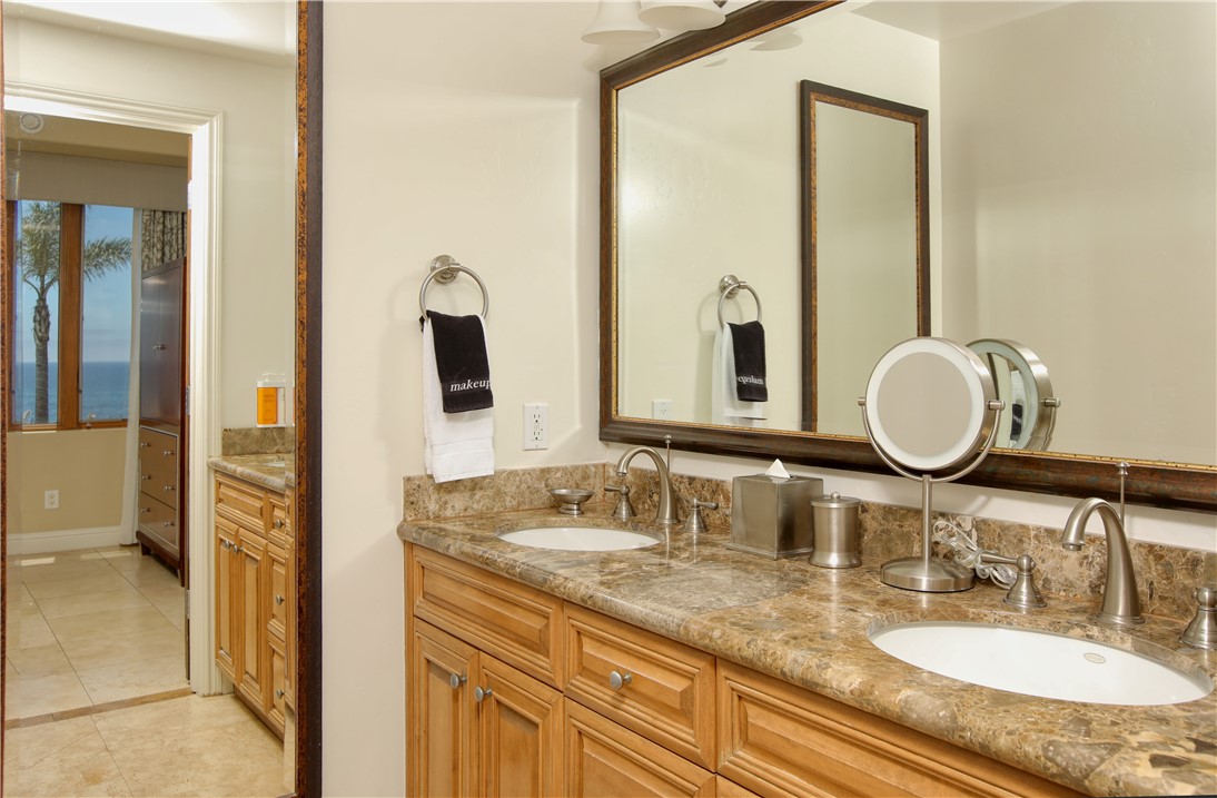 2727 Shell Beach Rd, Pismo Beach, CA 93449