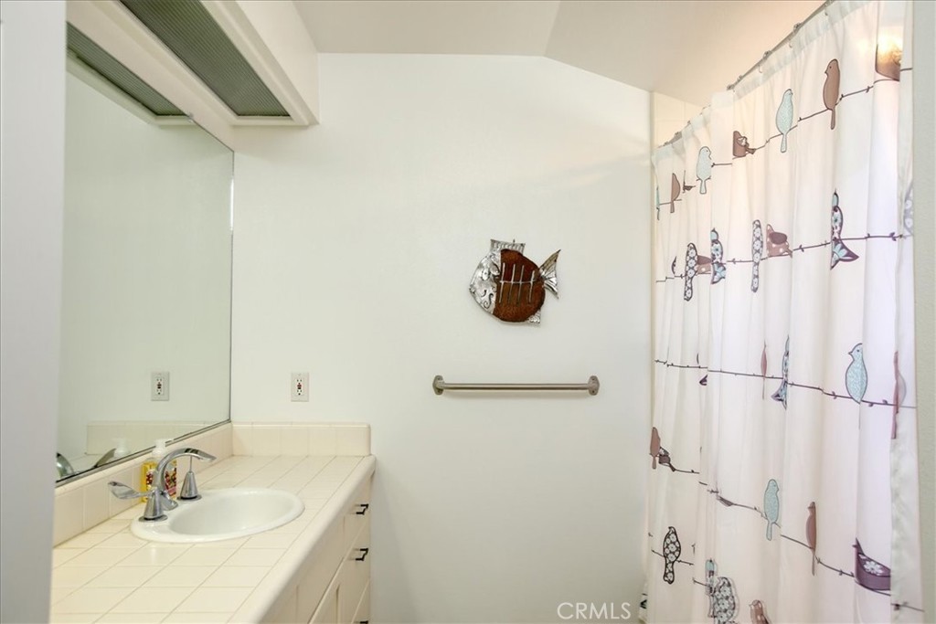1945 Windsor, Cambria, CA 93428