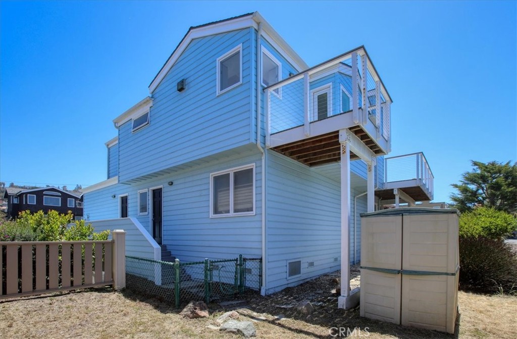 1945 Windsor, Cambria, CA 93428