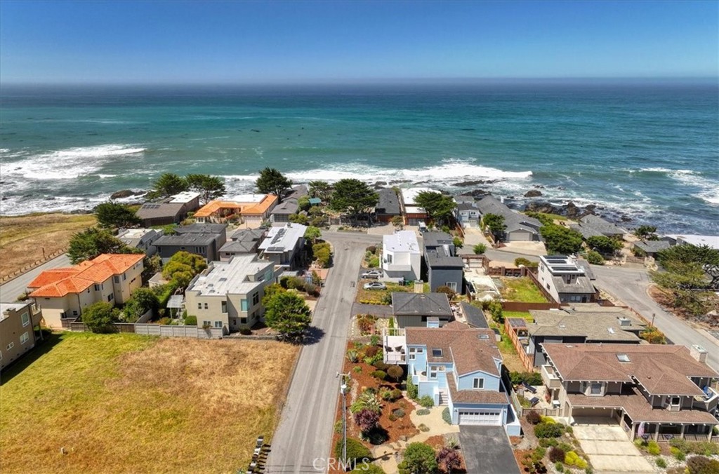 1945 Windsor, Cambria, CA 93428