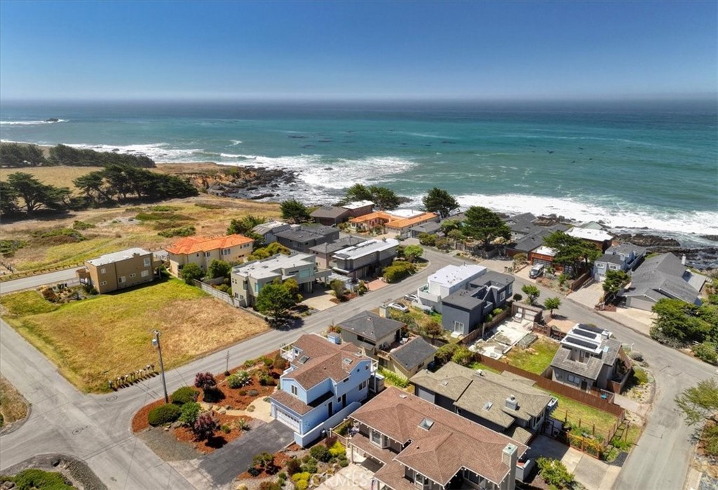 1945 Windsor, Cambria, CA 93428