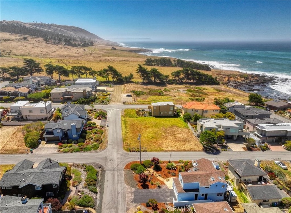 1945 Windsor, Cambria, CA 93428
