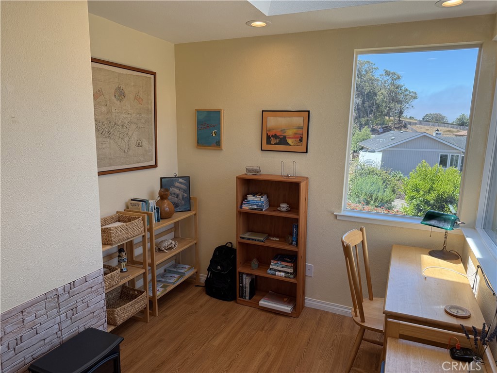 2674 Rodman, Los Osos, CA 93402