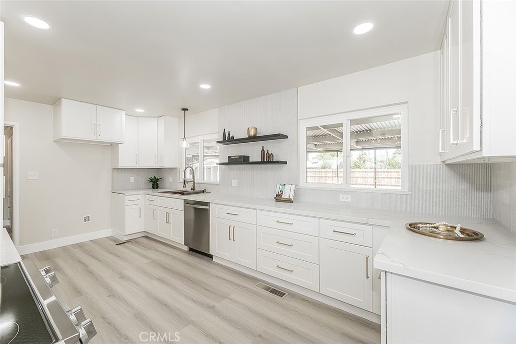 5383 N Easterby, Fresno, CA 93727