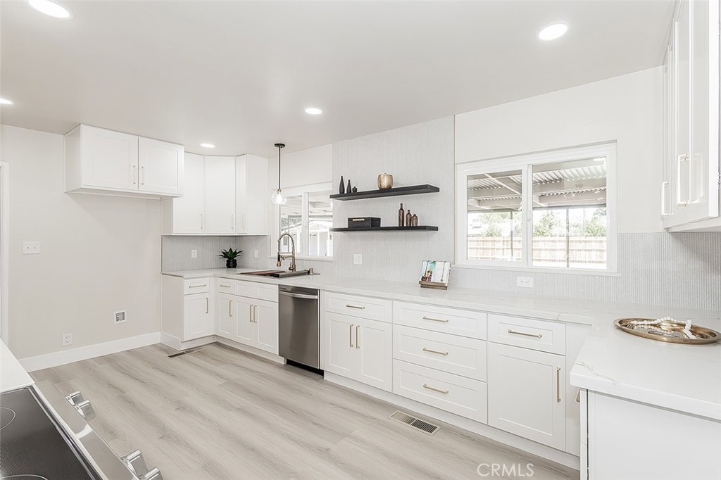 5383 N Easterby, Fresno, CA 93727