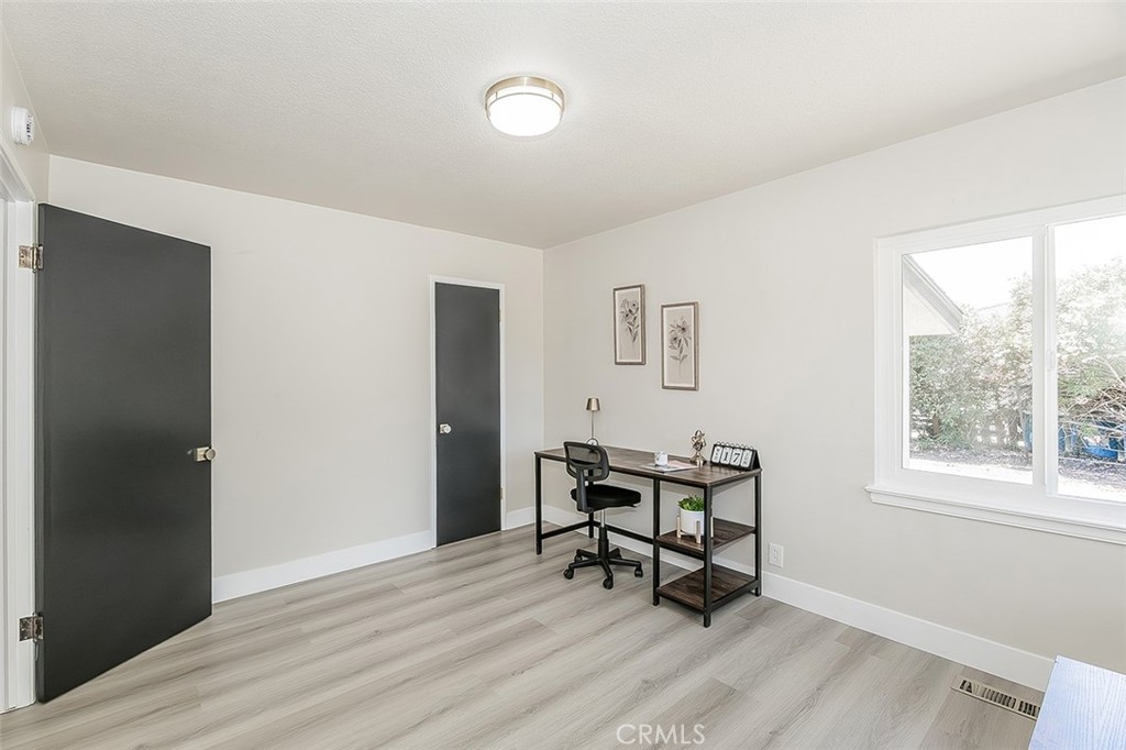 5383 N Easterby, Fresno, CA 93727