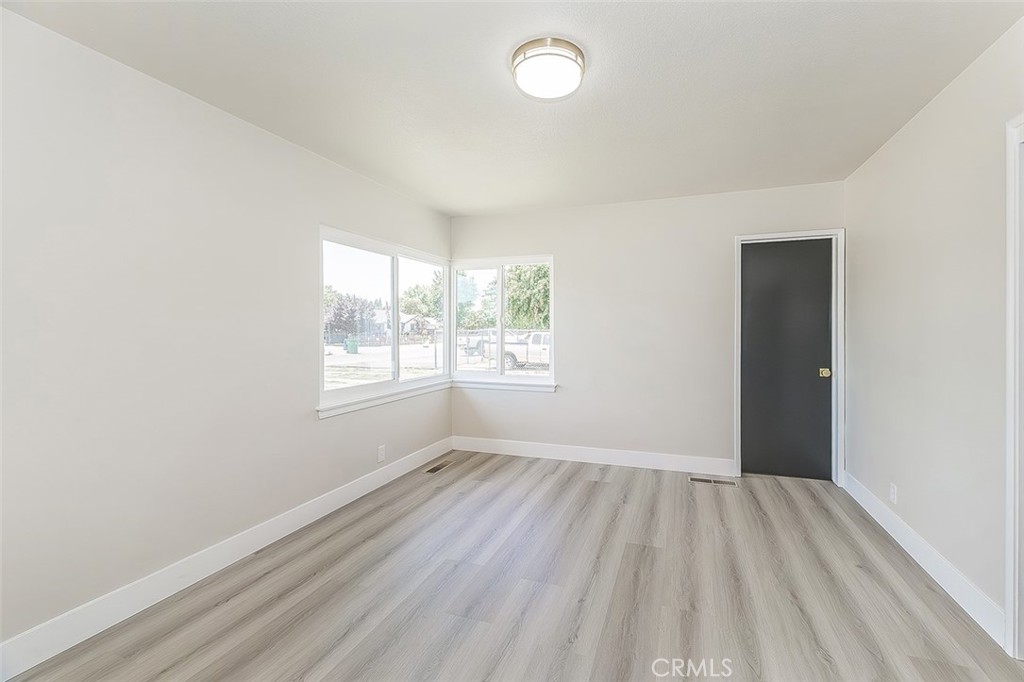 5383 N Easterby, Fresno, CA 93727