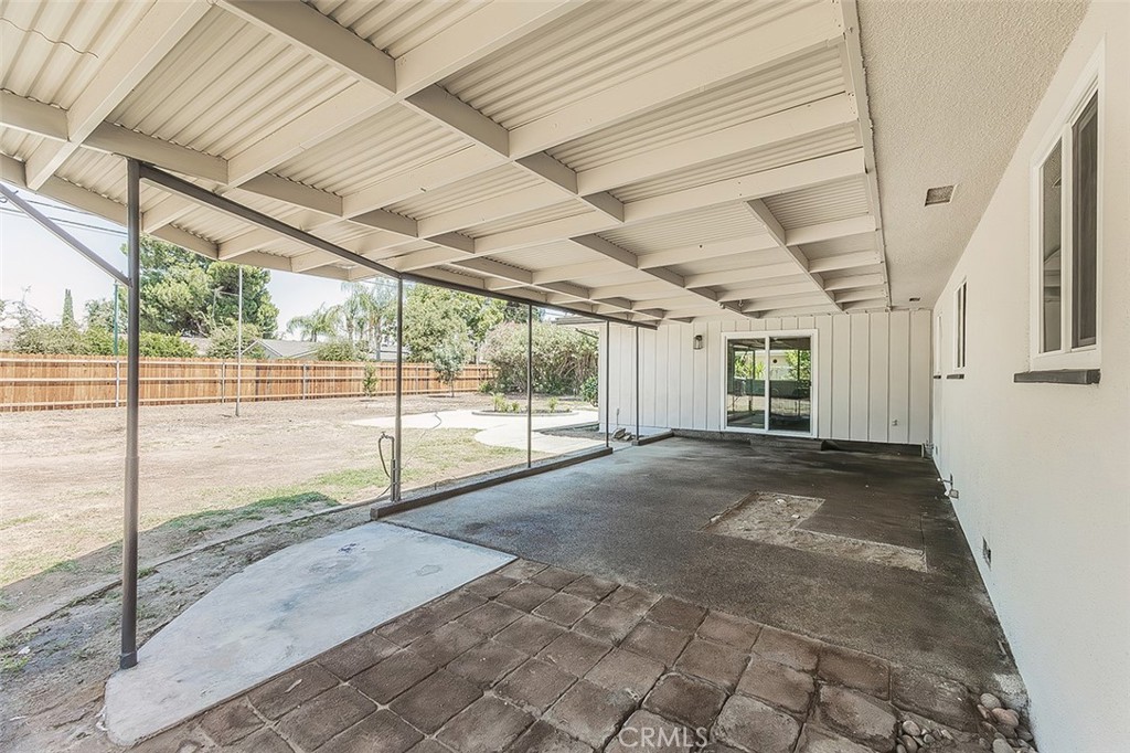 5383 N Easterby, Fresno, CA 93727