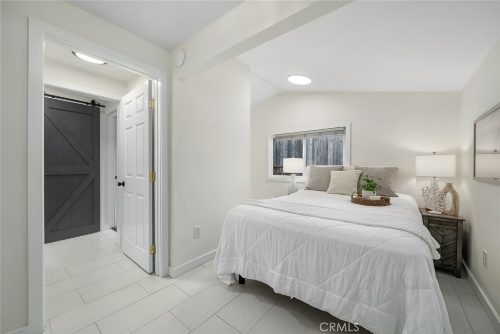 214 Boeker Ave, Pismo Beach, CA 93449
