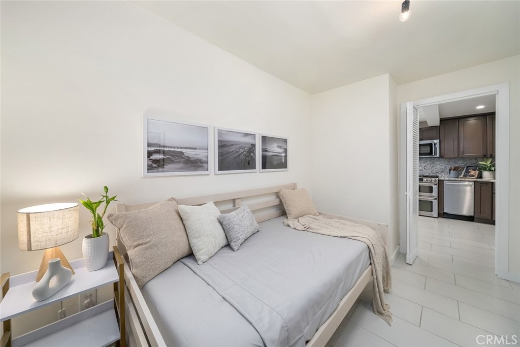 214 Boeker Ave, Pismo Beach, CA 93449
