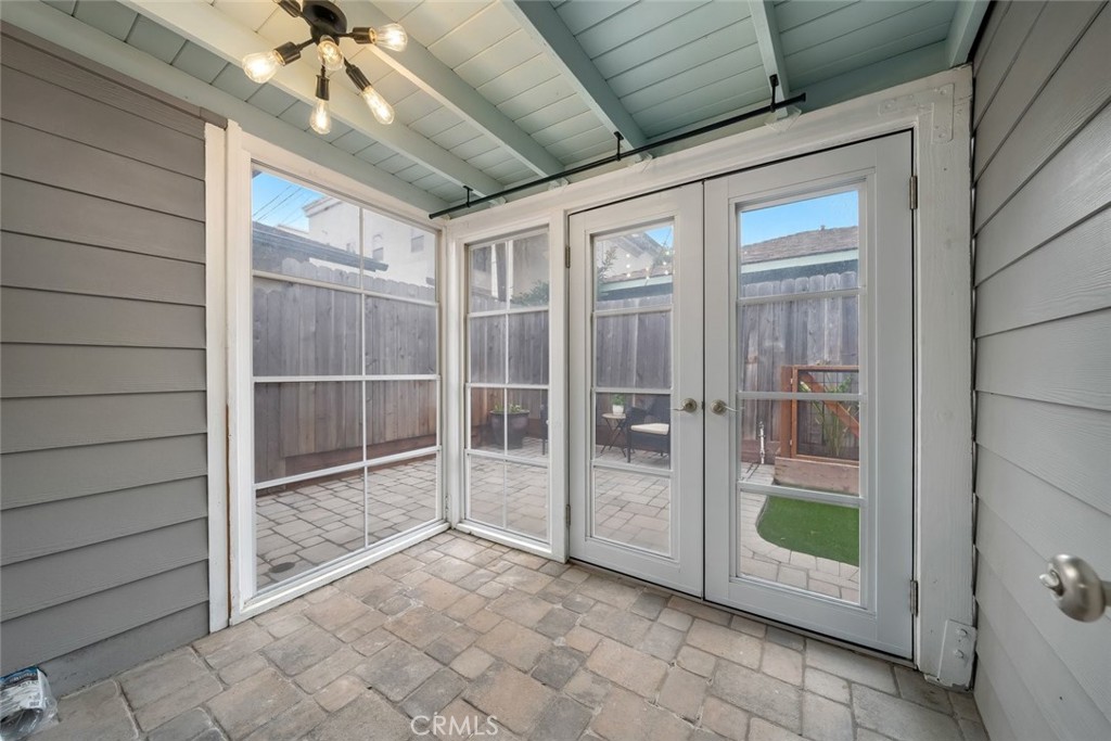 214 Boeker Ave, Pismo Beach, CA 93449