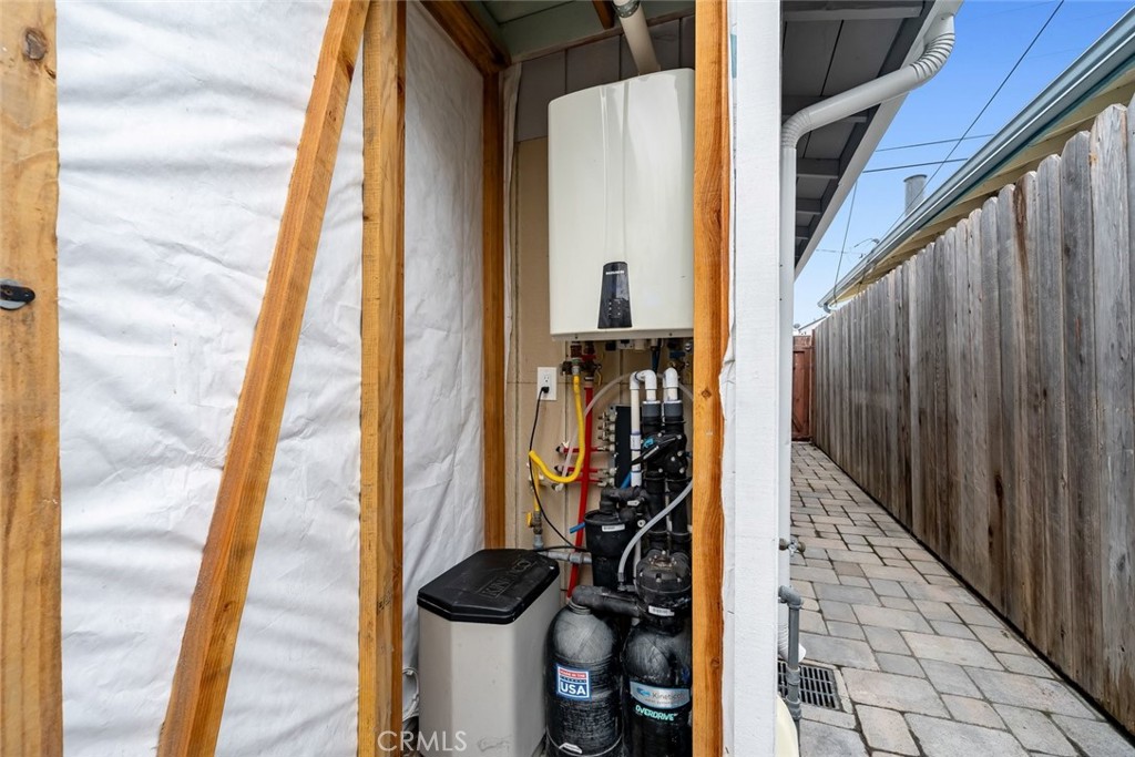 214 Boeker Ave, Pismo Beach, CA 93449