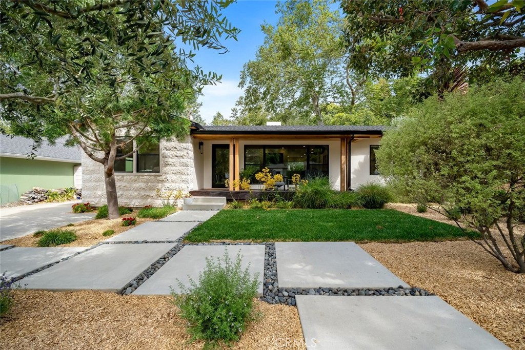 2038 San Luis Dr, San Luis Obispo, CA 93401