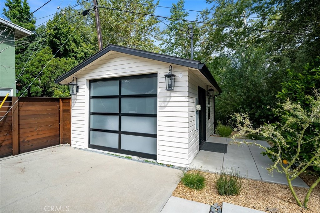 2038 San Luis Dr, San Luis Obispo, CA 93401