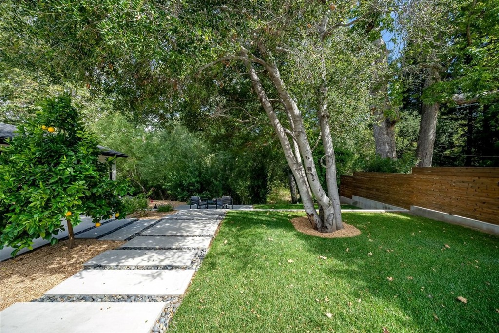2038 San Luis Dr, San Luis Obispo, CA 93401