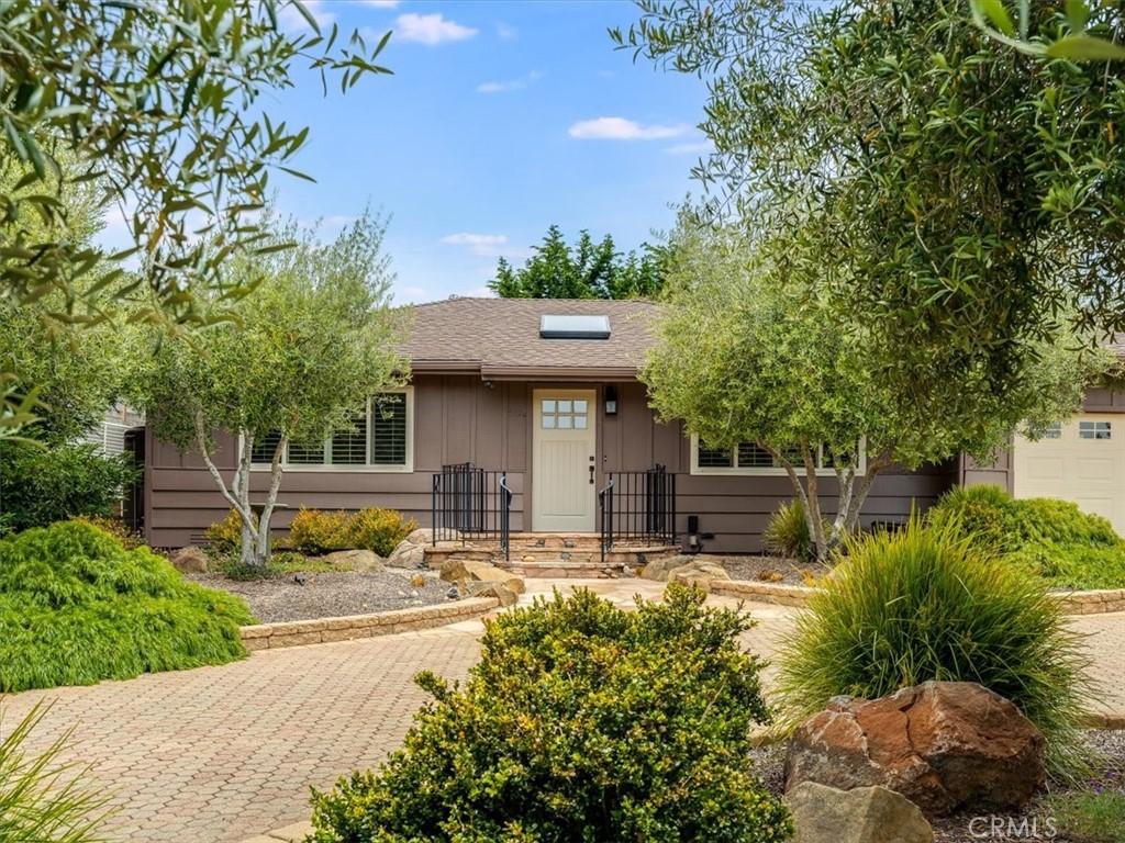 5276 Hillcrest, Cambria, CA 93428