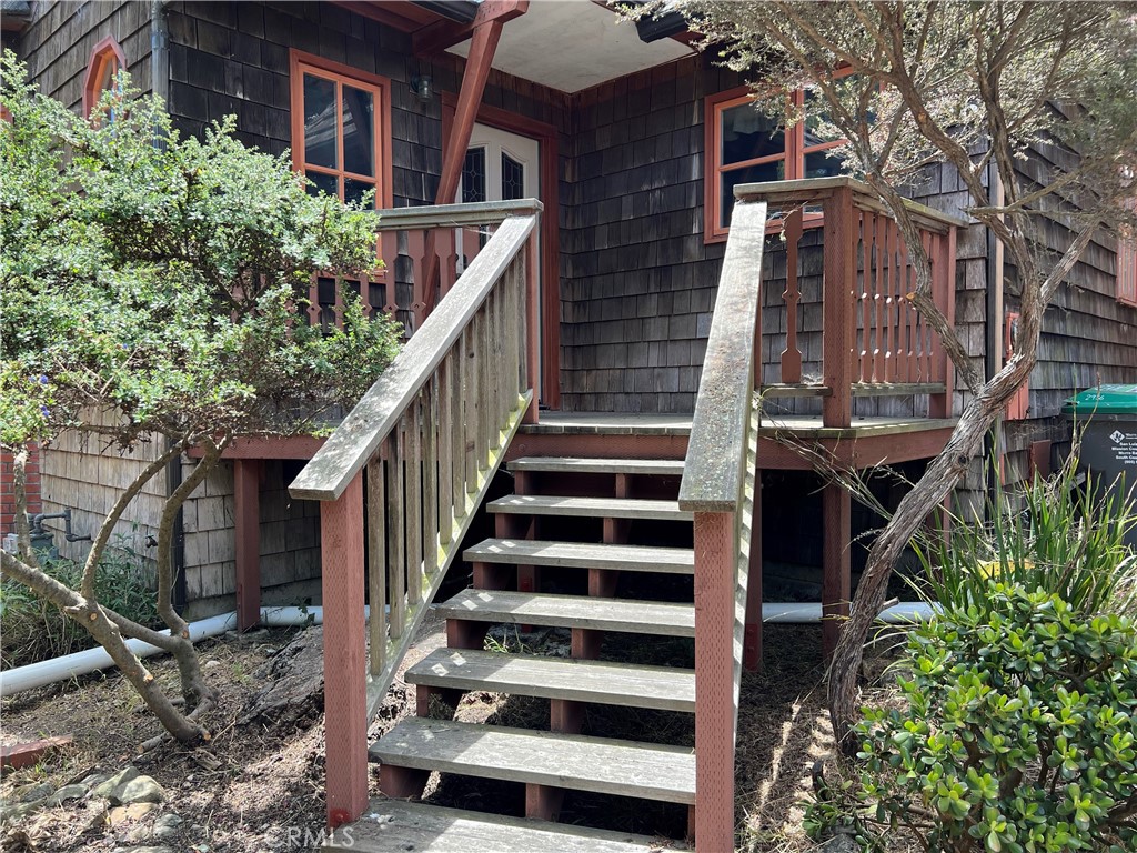 2936 Burton Dr, Cambria, CA 93428