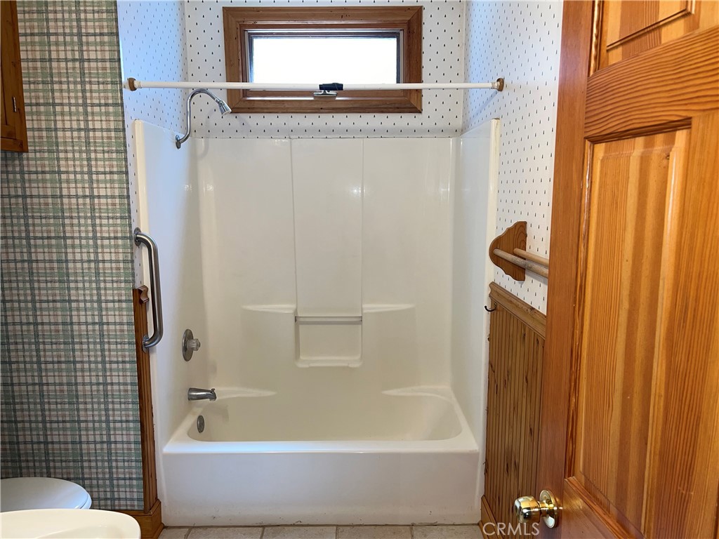2936 Burton Dr, Cambria, CA 93428