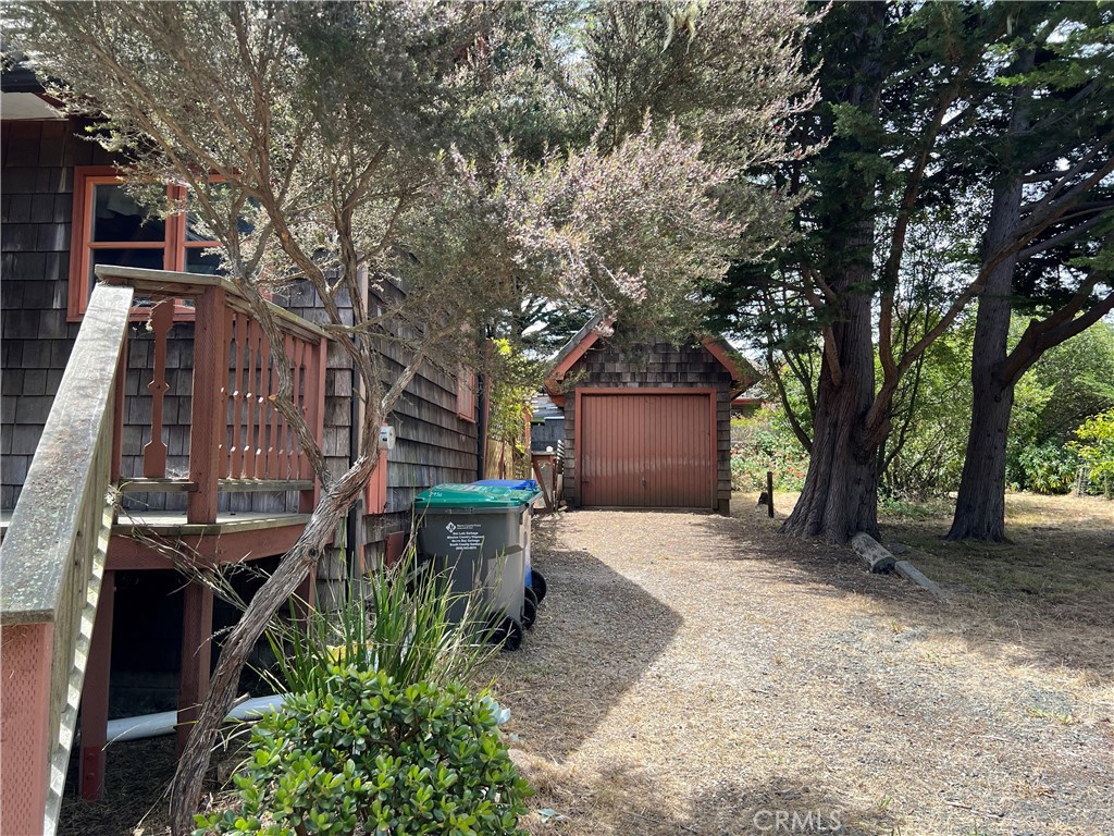 2936 Burton Dr, Cambria, CA 93428