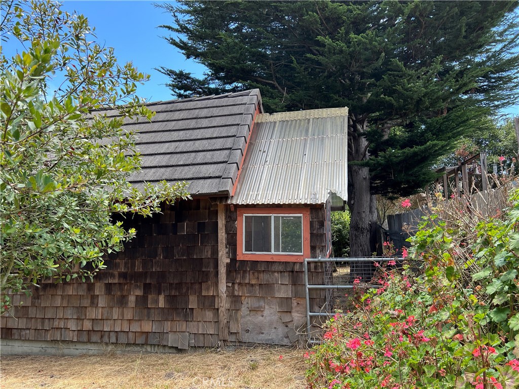 2936 Burton Dr, Cambria, CA 93428