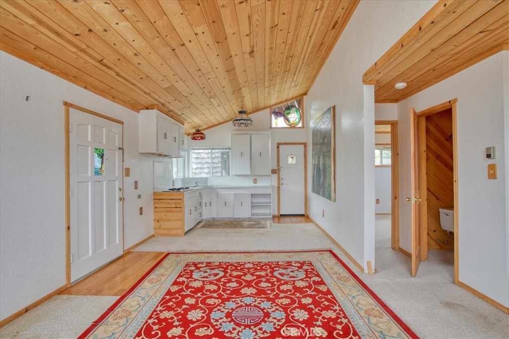 550 Worcester Dr, Cambria, CA 93428