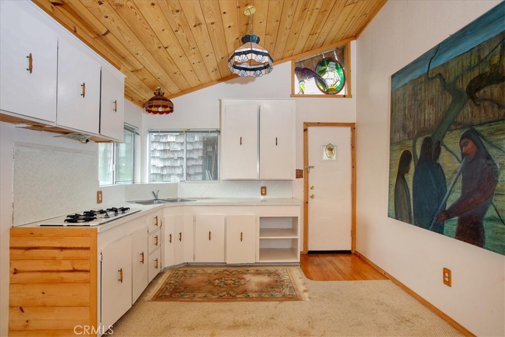 550 Worcester Dr, Cambria, CA 93428