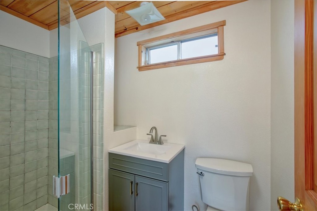 550 Worcester Dr, Cambria, CA 93428