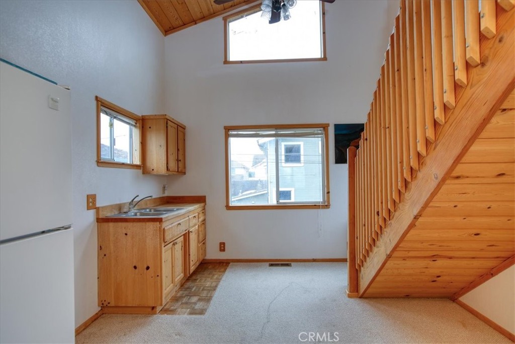 550 Worcester Dr, Cambria, CA 93428