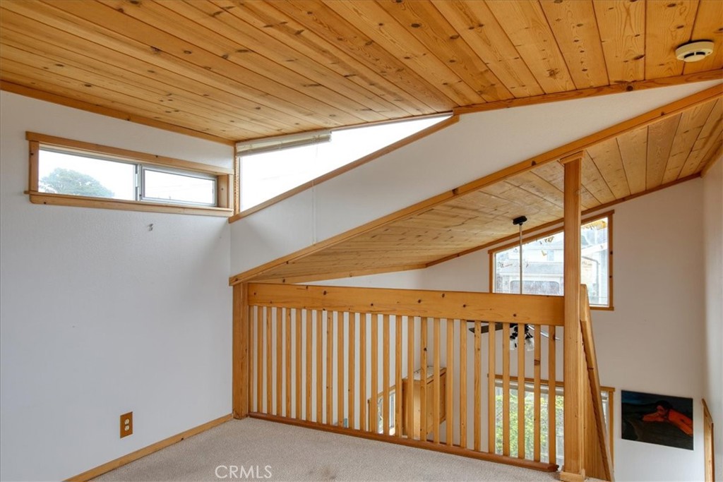 550 Worcester Dr, Cambria, CA 93428