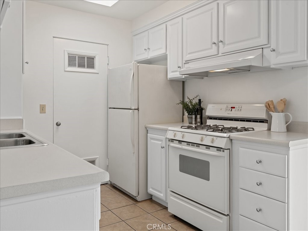 1176 Oceanaire Dr, San Luis Obispo, CA 93405