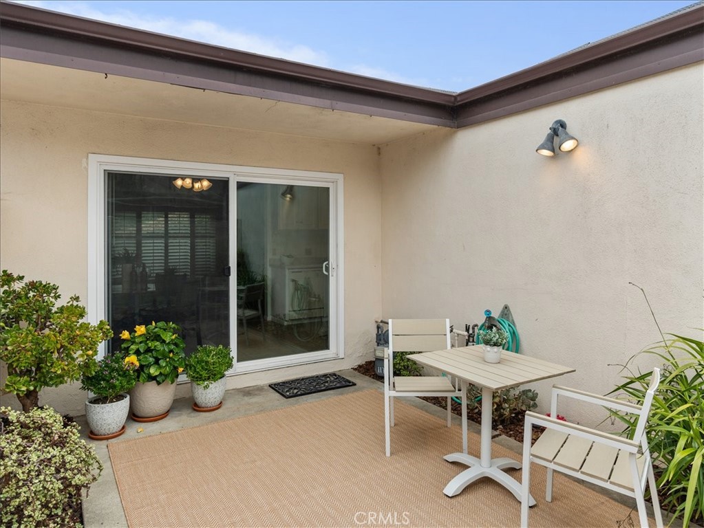 1176 Oceanaire Dr, San Luis Obispo, CA 93405